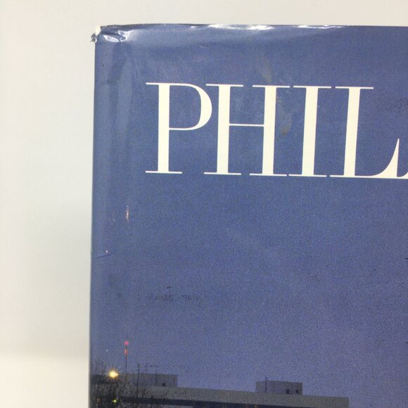 Philadelphia Photography by Robert Llewellyn Coffee Table Hardbound Book - Picture 8 of 16